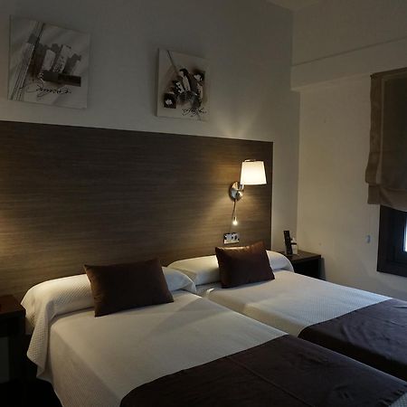 Suites Coruna آكورونيا المظهر الخارجي الصورة