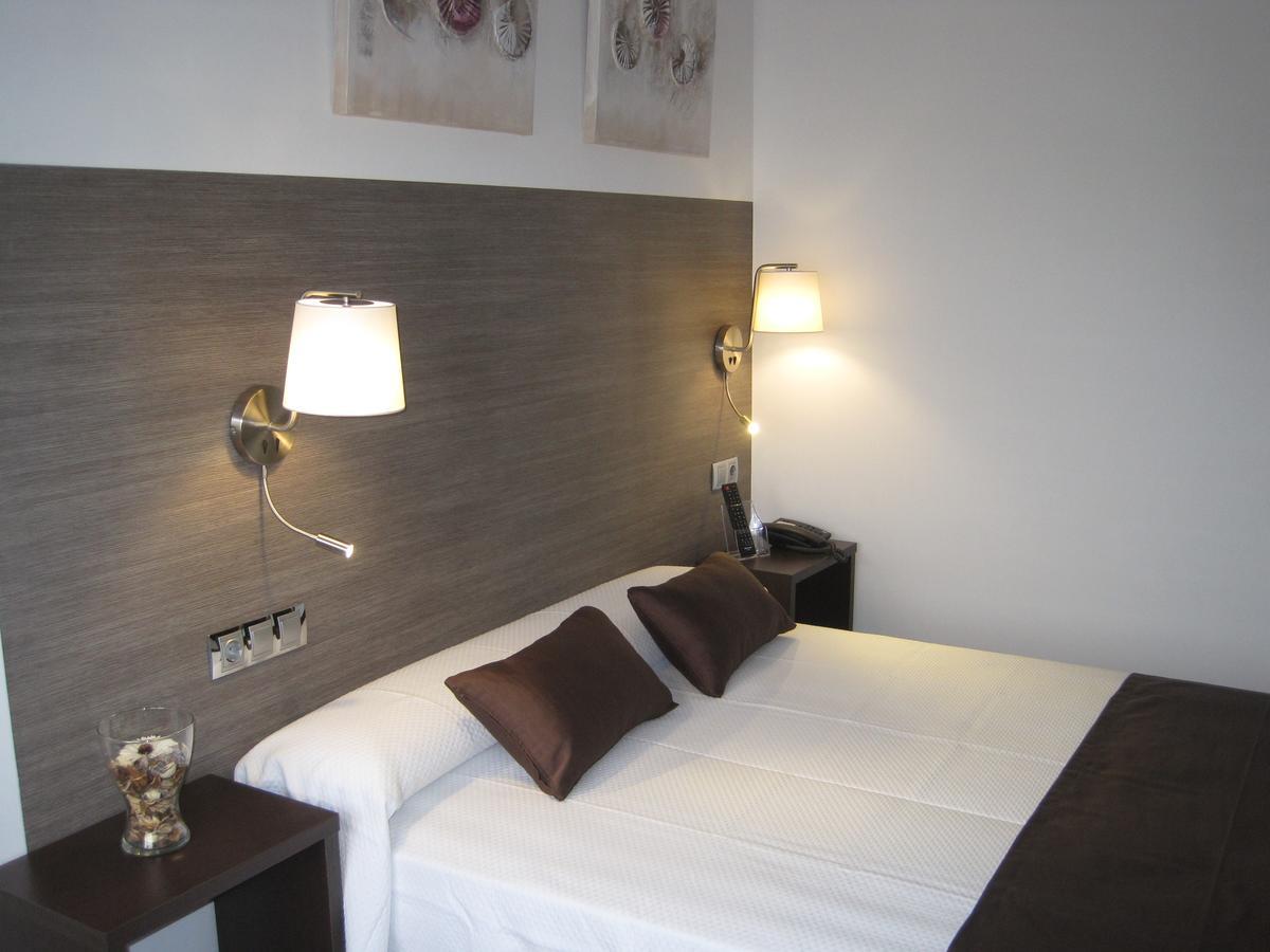 Suites Coruna آكورونيا المظهر الخارجي الصورة